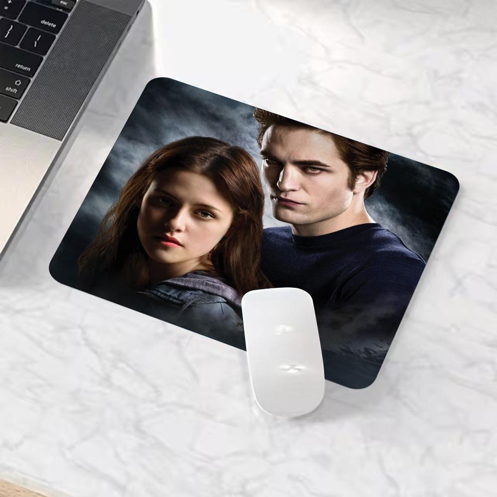 Alas Mouse Film Twilight Alas  - Laptop Accessories Writing Pad ulasan dan harga
