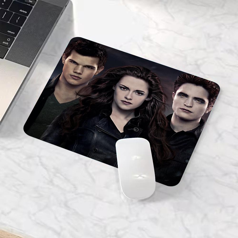 Alas Mouse Film Twilight Alas  - Laptop Accessories Writing Pad ulasan dan harga