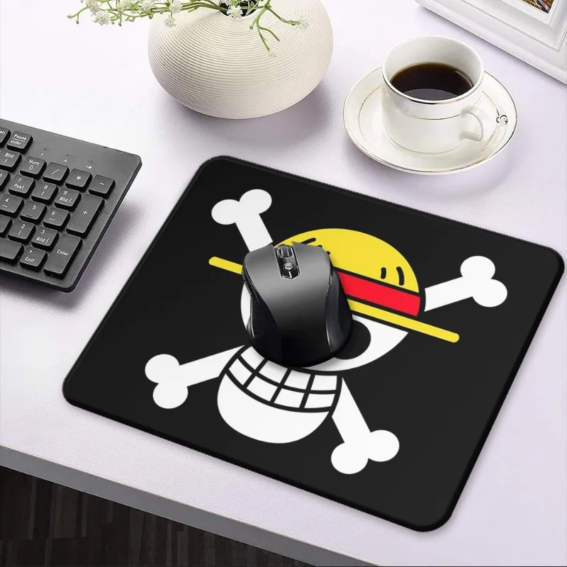 Alas Mouse Kartun One Piece Lu - Good Laptop Accessories ulasan dan harga
